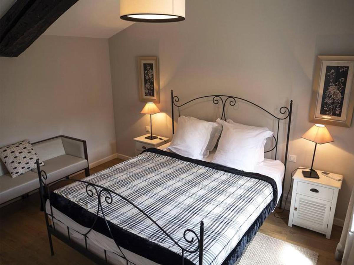 Cozy Nest In The Center Of Isle Sur La Sorgue For 4 People Appartamento LʼIsle-sur-la-Sorgue Esterno foto