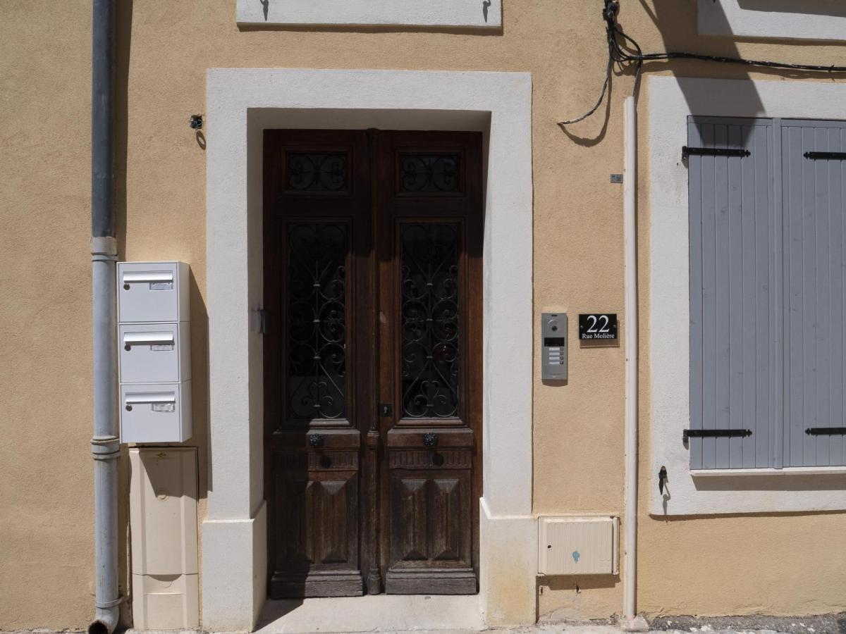 Cozy Nest In The Center Of Isle Sur La Sorgue For 4 People Appartamento LʼIsle-sur-la-Sorgue Esterno foto