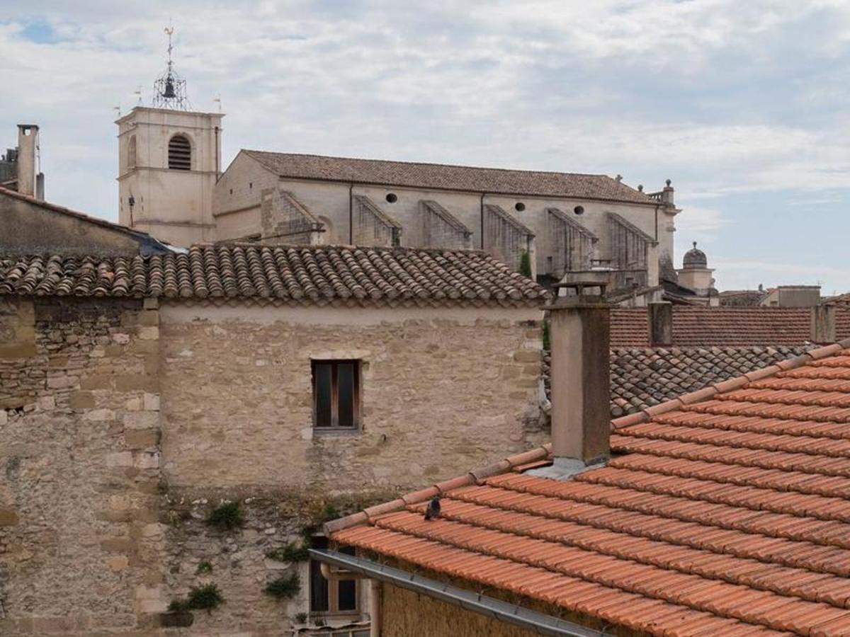 Cozy Nest In The Center Of Isle Sur La Sorgue For 4 People Appartamento LʼIsle-sur-la-Sorgue Esterno foto